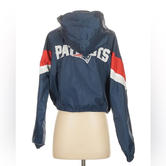 New England Patriots Windbreaker Jacket Women's Size S Small Blue Red White NFL - Picture 2 of 6